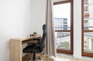 Bright One-Bedroom Apartment Functional Interiors Remote Working by Noclegi Renters - 3