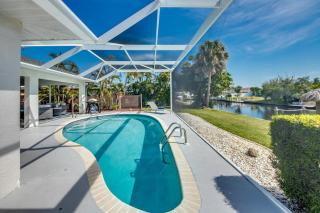 CoralVilla Belle Isle - pool,, south-facing, good boating location, Tiki Hut - 5