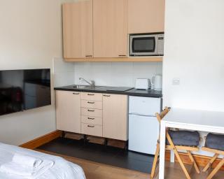 Studio apartment next to Highgate tube station - 3