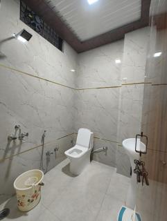 Shreenika Home Stay - 2