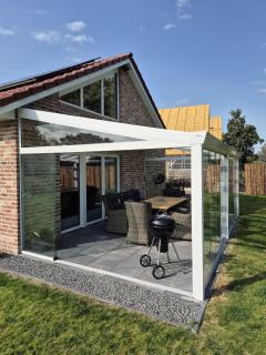 Neues Ferienhaus mit riesem Garten und Sauna und Pool - 4