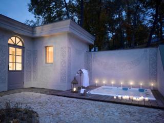 Chateau Mcely - 5