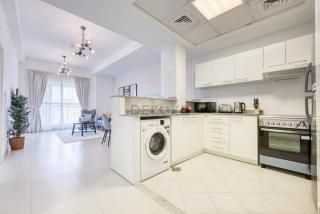 Modern 1BR Retreat at Al Khail Heights, Al Quoz by Deluxe Holiday Homes - 4