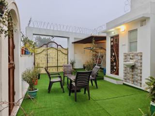 Braj Basera by GrehStay 1 km from Krishna Janmabhoomi - 9