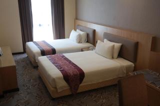 Imperial Riverbank Hotel Kuching - Kuching - 4