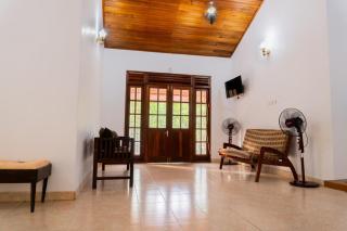 Suriya Villa & Resort - 8