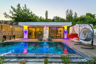 İslamlar 1 bedroom secluded villa with private pool hot tub - 0