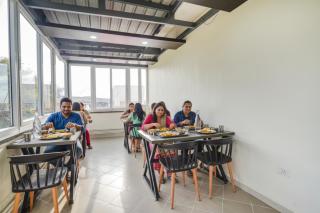 FabHotel Sky View Palace - 7