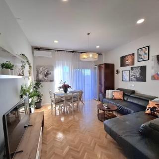 2-minute walk to the beach - Modern Apartment - 0