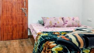 Aashirwad Guest House and Restaurant - 8