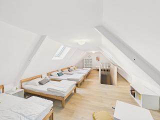Plein centre - Grande maison pour 10 avec jardin - 7