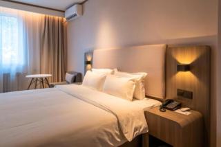 The Tejas Stay Hotel Near IGI Delhi Airport - 8