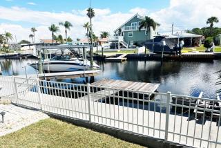Waterfront Getaway with Pool, Dock & Kayaks - 5