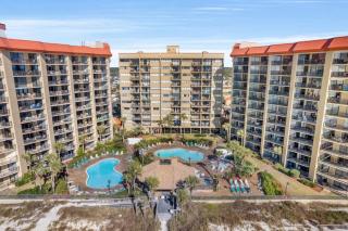 Breathtaking Sunset View Beachfront Condo Resort - 7