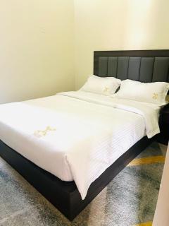 Mpaata Empire Royal Suites - 8