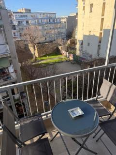 PHOENIX Luxury Suites - 2