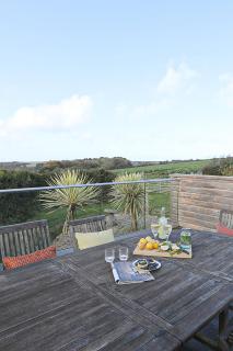 Trotters barn conversion on edge of Mount Hawke - 0