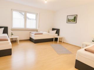 SUNNYHOME Monteurwohnungen und Apartments in Schwandorf - 4