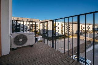 Beige Harmony Residence for Family & Business - 4