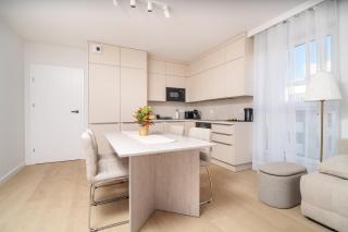 Beige Harmony Residence for Family & Business - 7