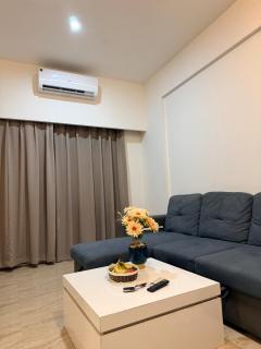 Premium High-Rise Stay & CityView Near PremMandir - 7