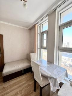 В центре Expo уютная - 2