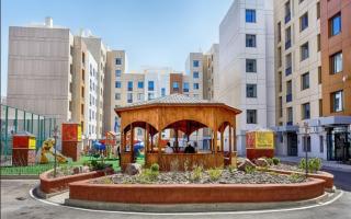 Красивая в Expo plaza - 1