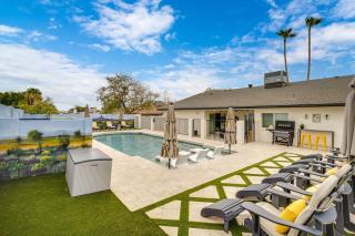 3 BD retreat w. free heated pool - 5