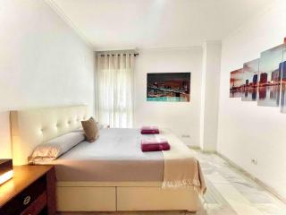 Atico Triana 100 meters with terrace and parking - 4