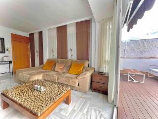 Atico Triana 100 meters with terrace and parking - 2