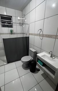 Refúgio aconchegante com garagem, ônibus e trem - 7