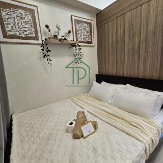 1BR Pool View Balcony Near MOA Shore 2 Tower 1 - 5