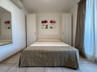 Relaxing oasis with pool and garden - 6