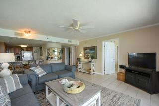 One Seagrove Place 1205 - 4