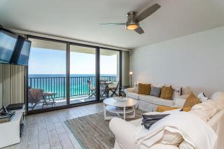 One Seagrove Place 1302 - 8