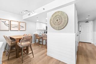 One Seagrove Place 1008 - 2