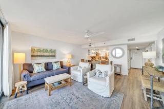 One Seagrove Place 0305 - 6