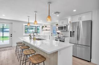 Pickleball Retreat with Private Pool & Spa - 6