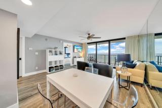 One Seagrove Place 0402 - 3