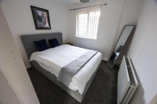 Comfortable 1 Bed Darlington Apartment w Parking - 8