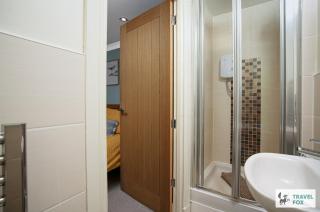 Daisy Cottage - Two bed country retreat with hot tub - 4