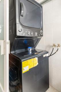 Experience Roma Norte in Eclectic Balconied Apt - 2