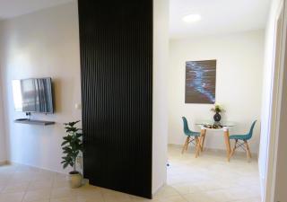 Plaka Center Gem with sea view and shared pool - 9