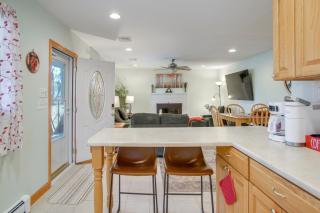 Walk to Sagamore Beach! Curated and Spacious Cottage - 3