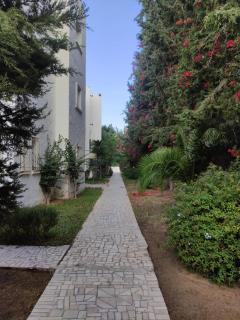 Comfortable Apartment Near Beach & Marina - 8