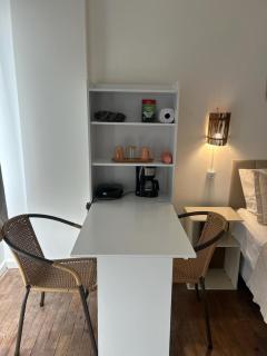 Suíte independente no Centro - 5