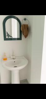 Countryside Comfort near CRPF Camp -Chakia Retreat - 6