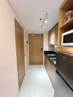 The Ritz Place at Shore 3 Residences - 2