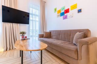 Picturesque Old Town Apartment with Charming Balcony - 8