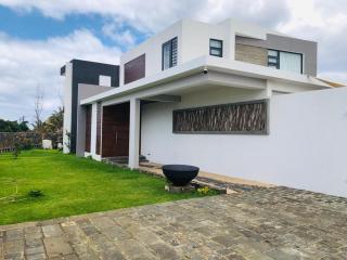 Cheerful private villa with pool - 6